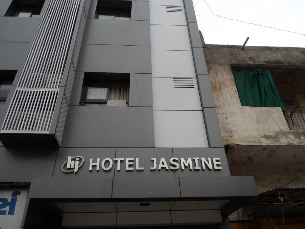 Hotel Jasmine Ahmedabad Exterior photo
